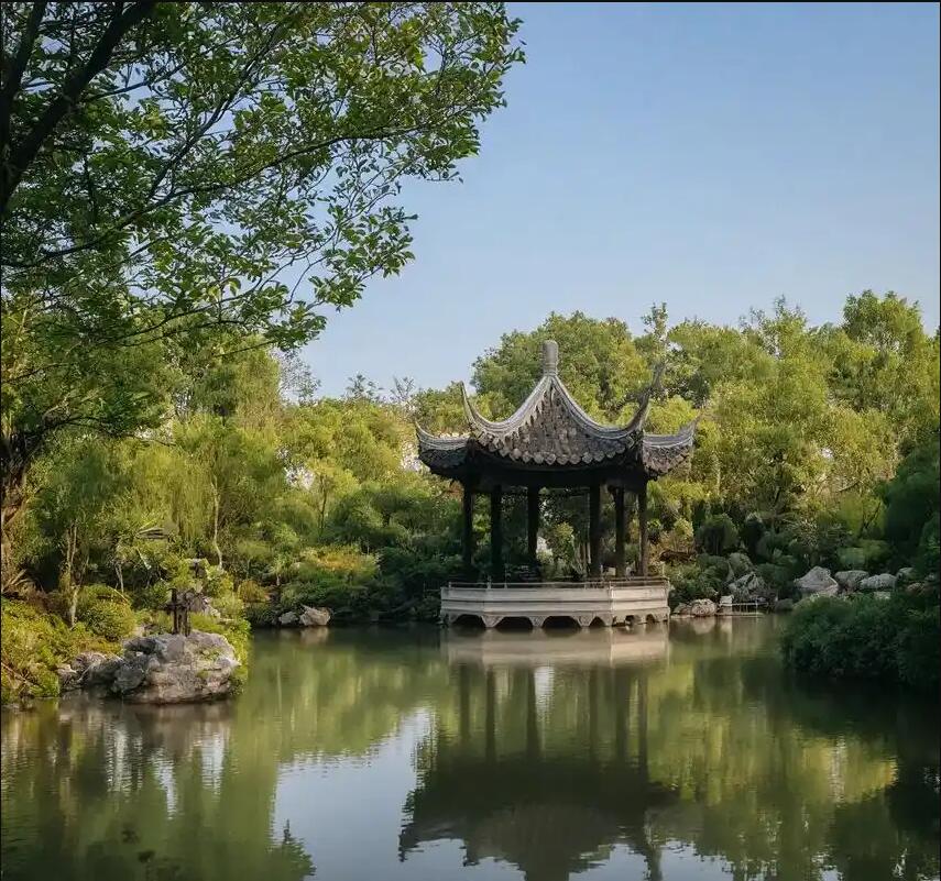 赤峰原来餐饮有限公司